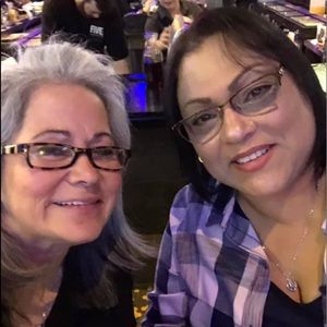 Meet your Posher, Debra